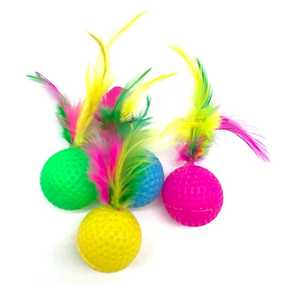 Plastic Golf Ball with Feather Cat Toy Pfoten Plaza